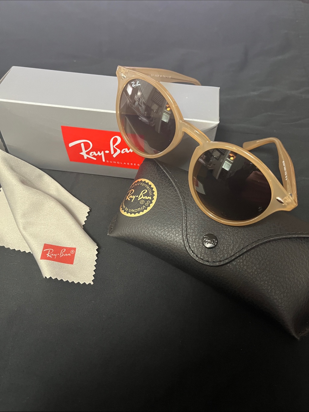 Ray-Ban Women's Tan/ Gradient Brown Round Sunglasses With Brown Lenses
